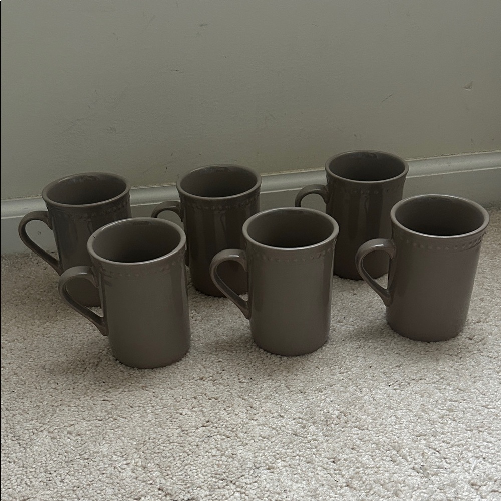 JC Penney Home Collection Set of 6 Classic Taupe Mugs for Home Dining